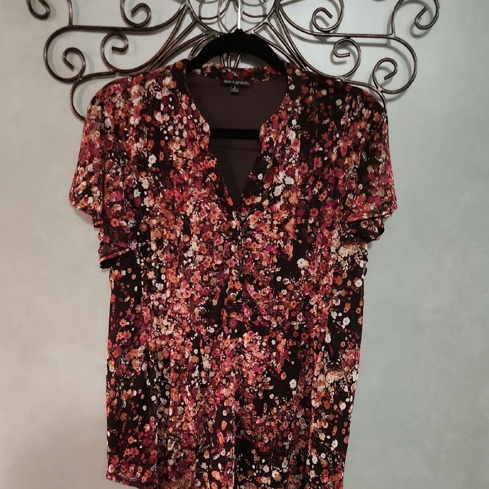 Ava & Grace Red and Pink Floral V-Neck Flutter Sleeve Blouse
